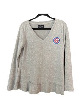 Chicago Cubs Gray V-Neck Long Sleeve Medium